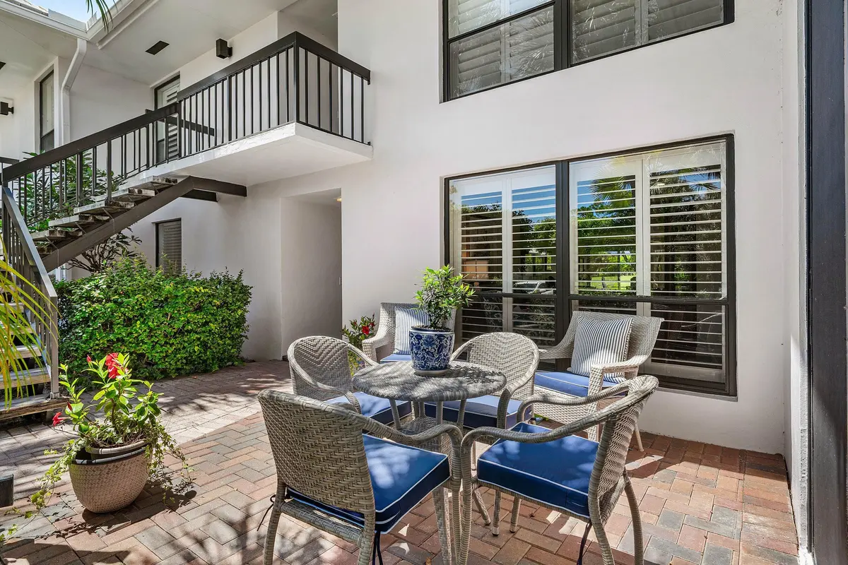 Patio at 3864 Quail Ridge Drive Blue Heron, Boynton Beach