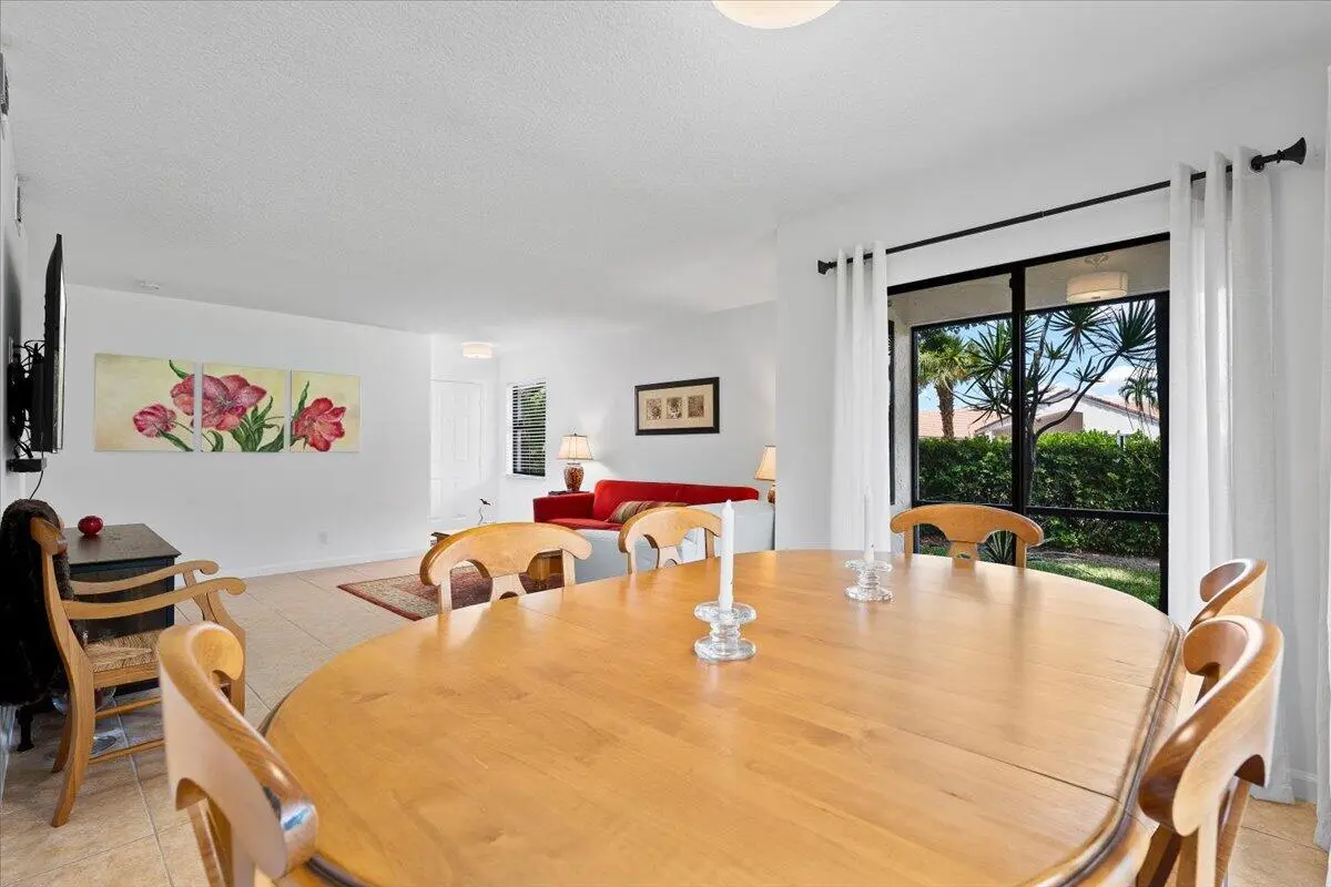Dining at 12660 Shoreline Drive 1A, Wellington