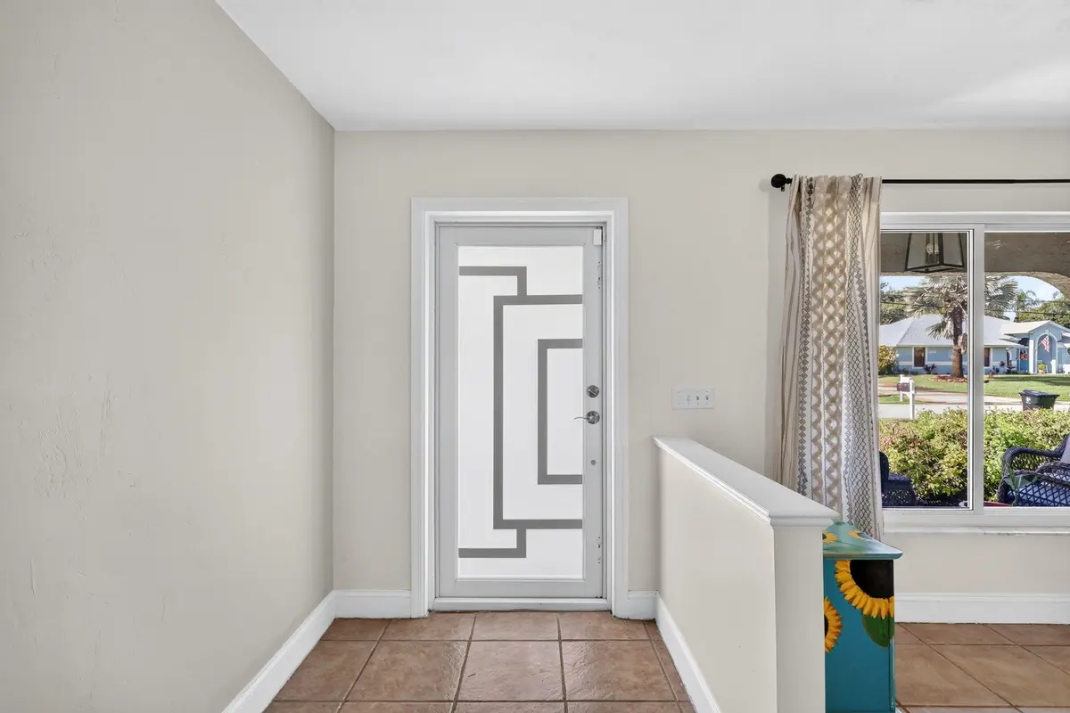4-web-or-mls-7R7A2796 at 2381 SE Delano Road, Port St. Lucie