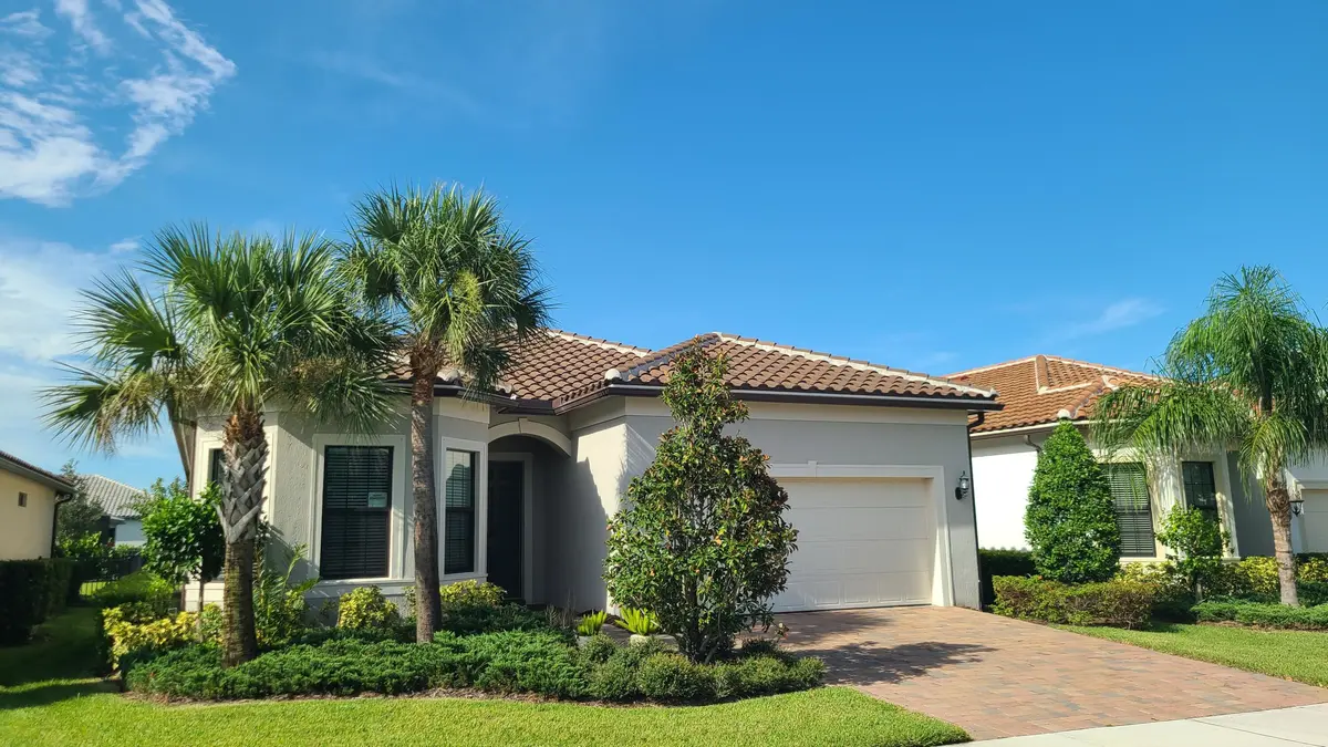 20260828_164428 at 537 SE CRATHES Street, Port St. Lucie