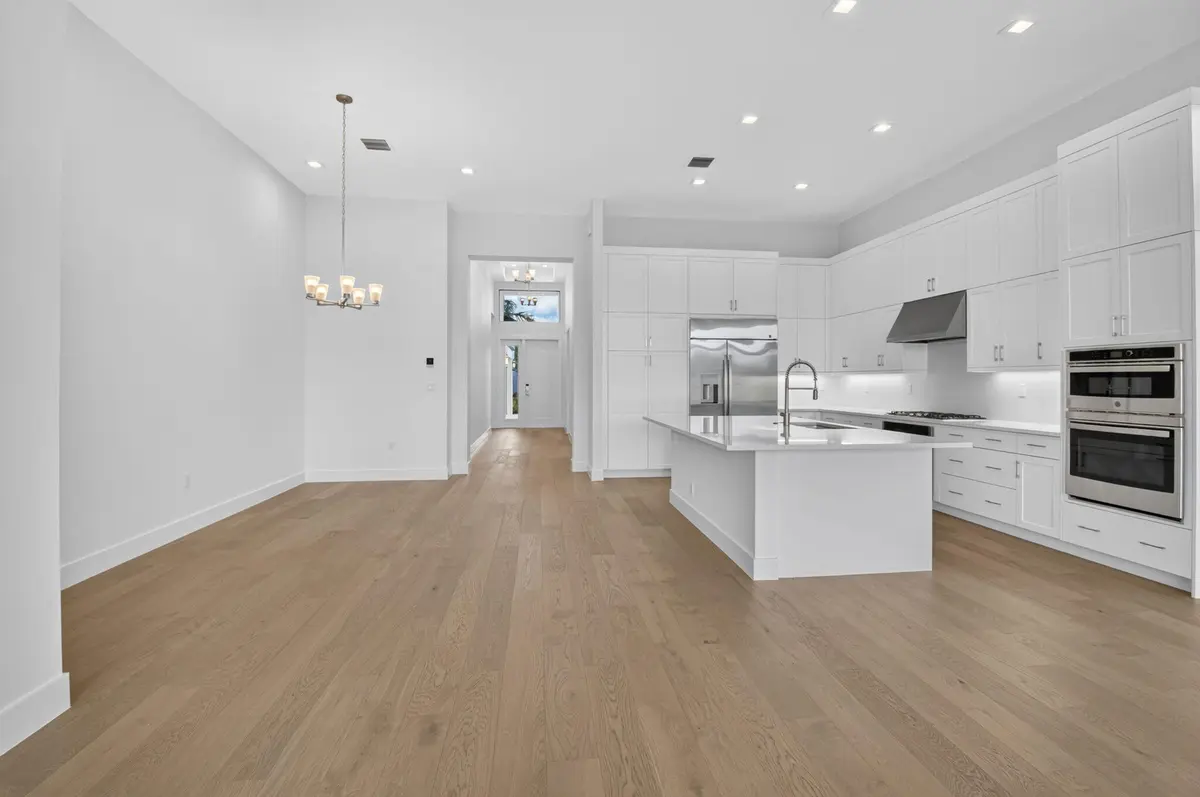 great room at 9724 JUNIPER BAY Avenue, Boca Raton