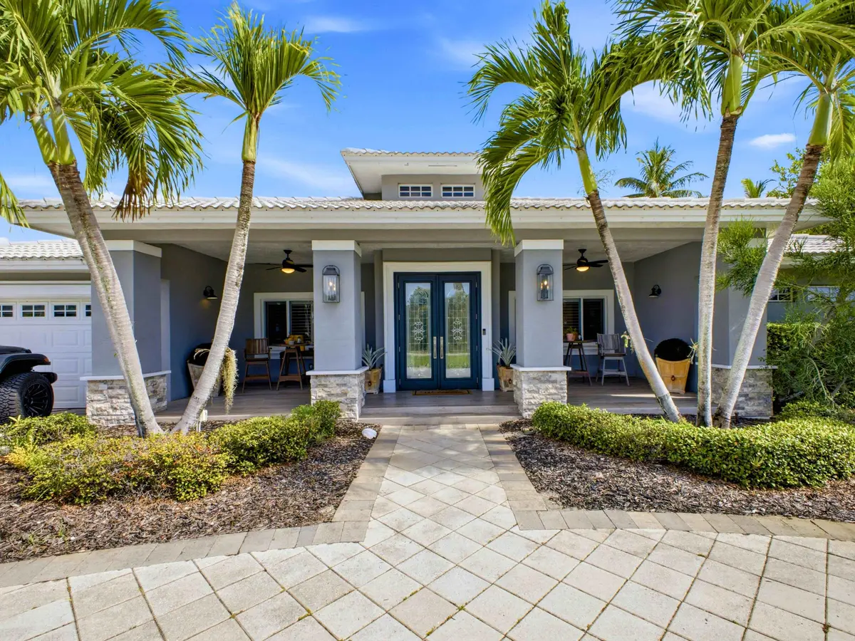 Entry Porch at 3133 LOWSON Boulevard, Delray Beach