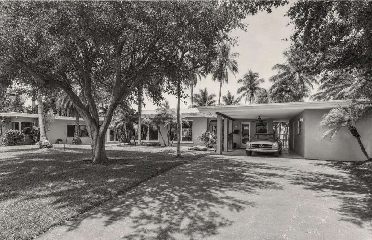 Vintage at 2605 N RIVERSIDE Drive, Pompano Beach