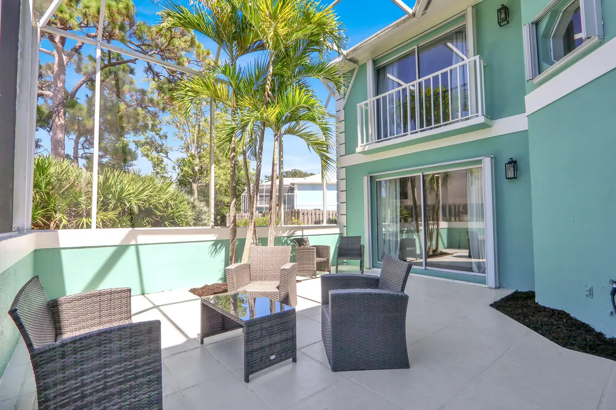 34_IMG_2234_mls at 35 SE BEECH TREE Lane, Stuart