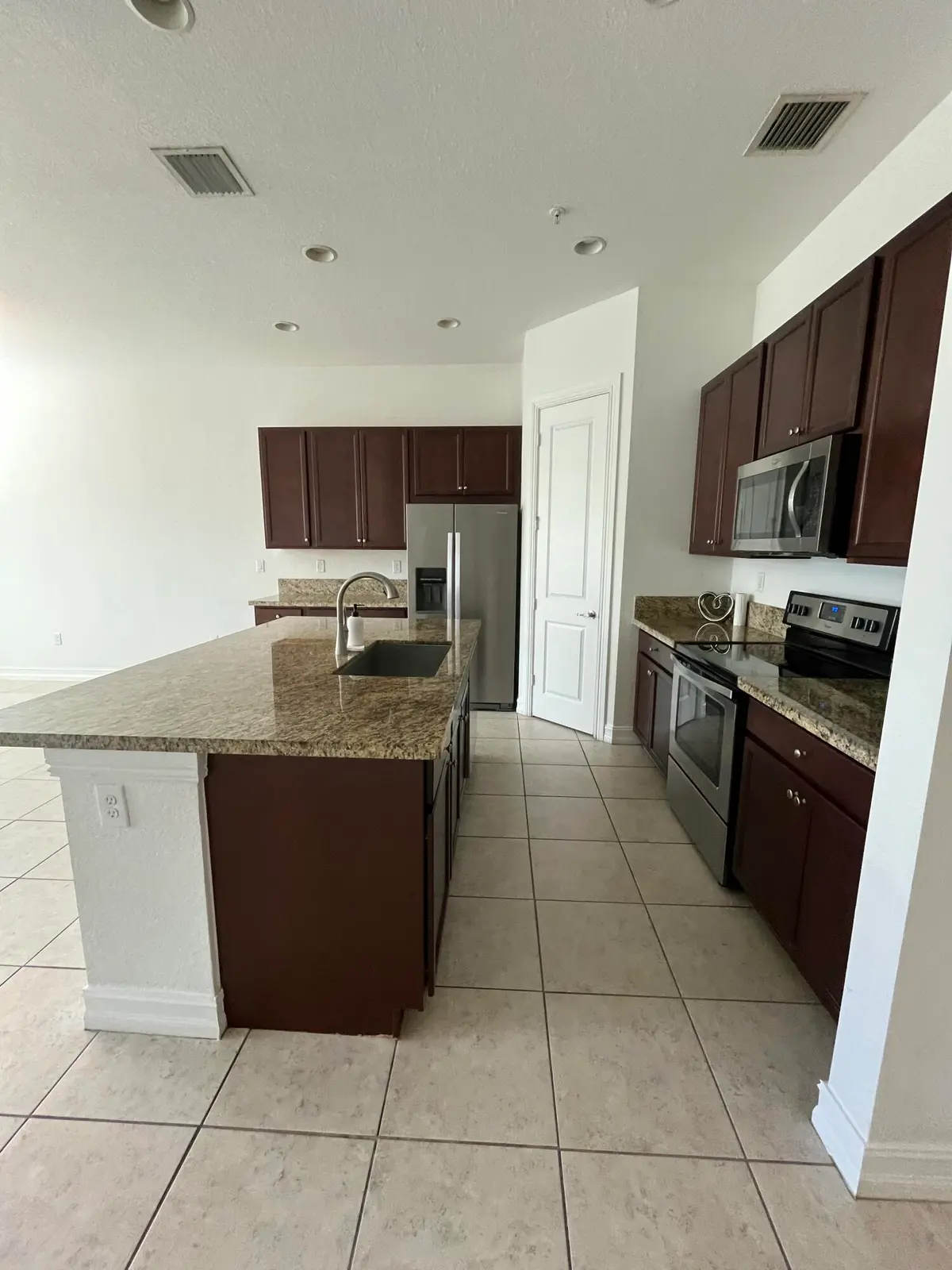 IMG_0050 at 1393 SW 115th Avenue, Pembroke Pines
