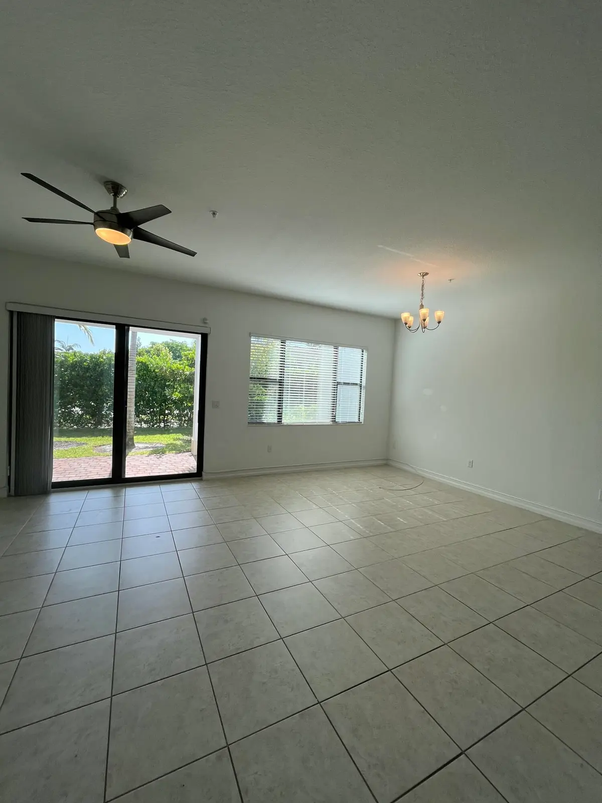 IMG_0054 at 1393 SW 115th Avenue, Pembroke Pines