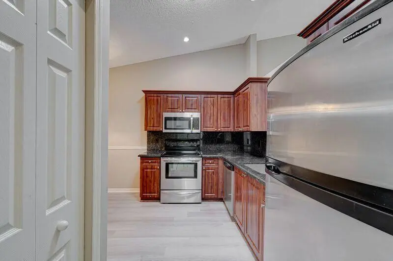 d649b3ea-d76b-49a8-92b7-664689ea0db0 at 6183 FLORAL LAKES Drive, Delray Beach