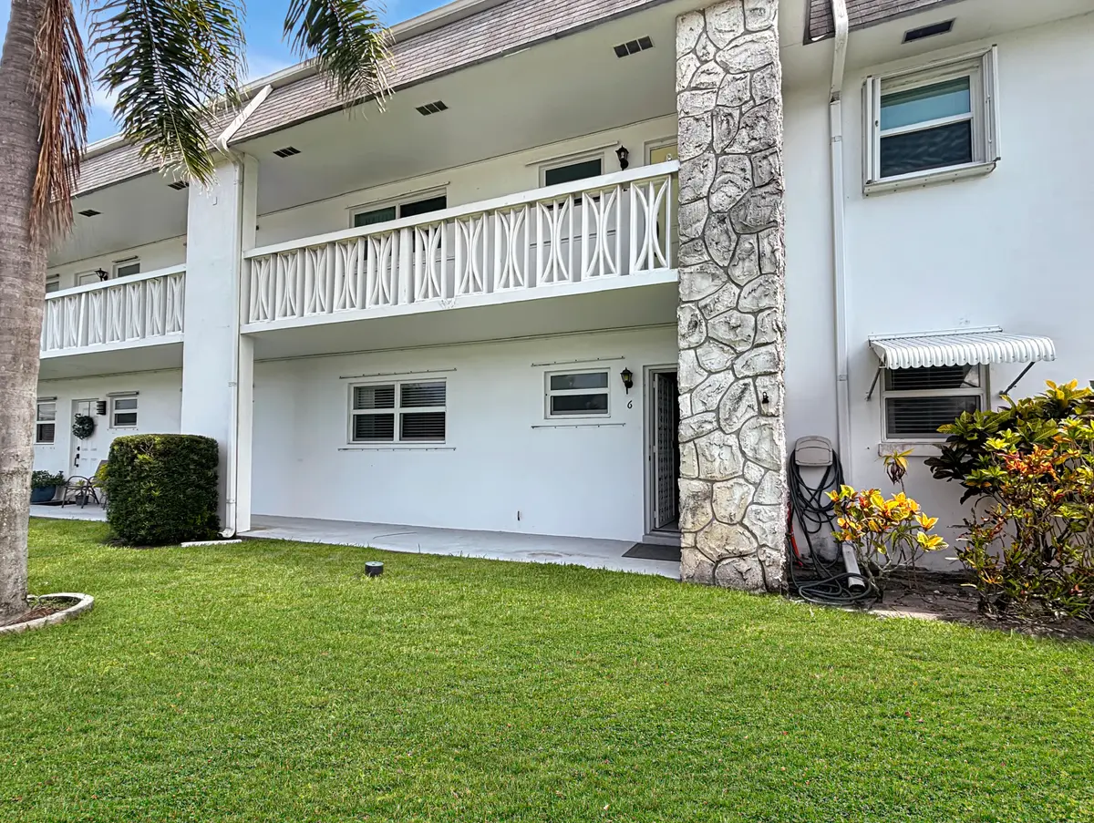 940e00ee70a7a42d47967ede89ce831aa3c163e0 at 3154 Meridian Way 6, Palm Beach Gardens