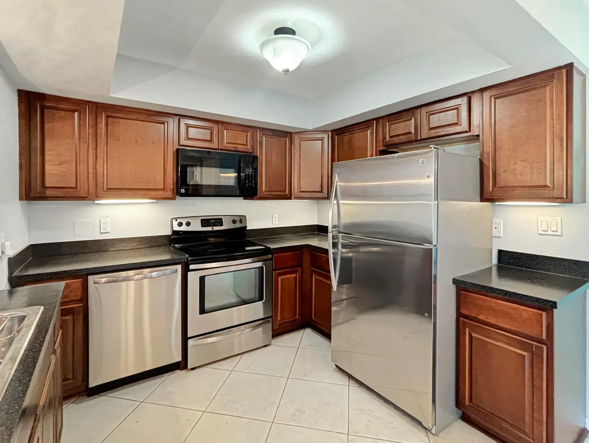 def8829c9a9f36b4a7ca901862d301201a593e6e at 3154 Meridian Way 6, Palm Beach Gardens