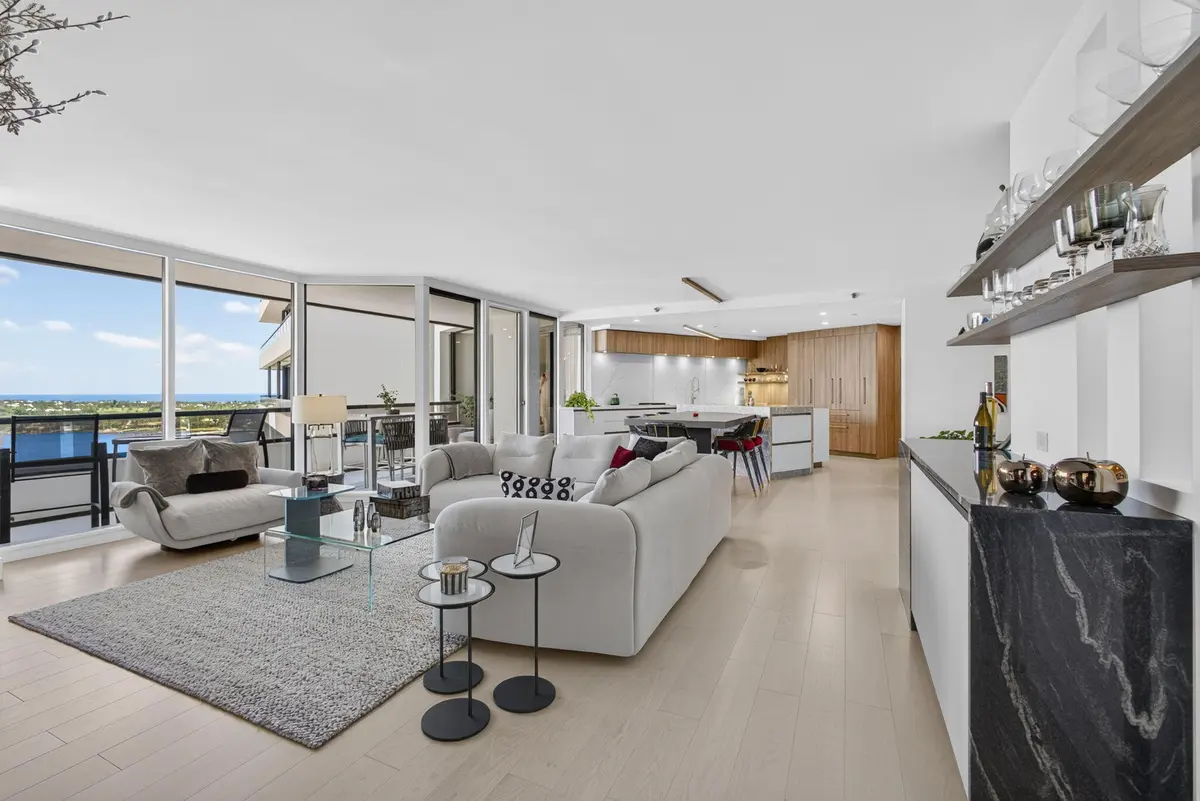 16-web-or-mls-5D1A1965 (2) at 100 Lakeshore Drive 1654, North Palm Beach