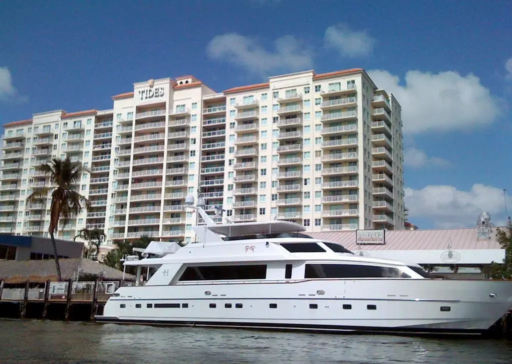 TIDES YACHT AND BUILDING VIEW at 3020 NE 32nd Avenue 910, Fort Lauderdale