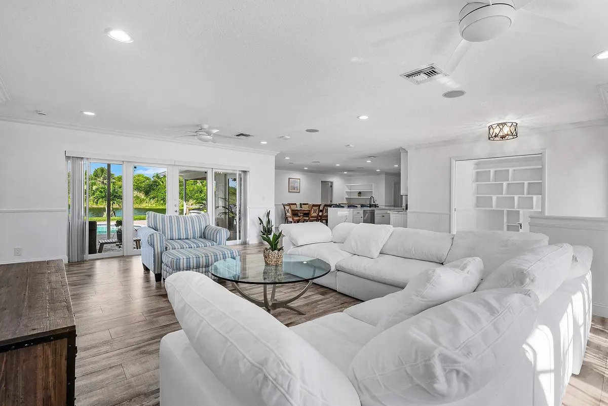 004-3815SouthLakeDrive-BoyntonBeach-FL-3 at 3815 S Lake Drive, Boynton Beach