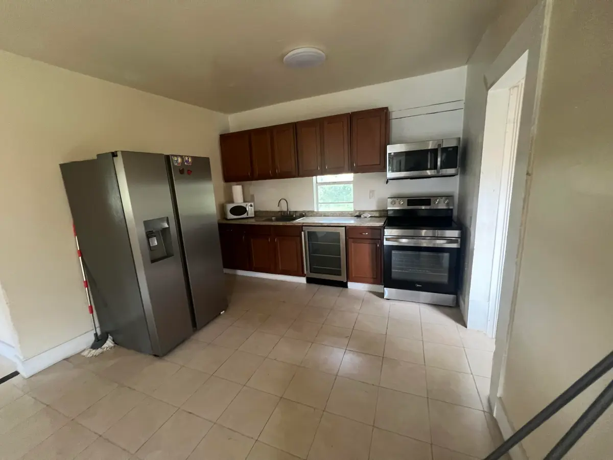 IMG_6868 at 421 N 10th Street, Fort Pierce