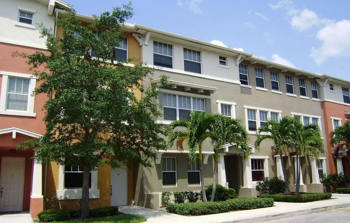 Exterior at 810 Marina Del Ray Lane 2, West Palm Beach