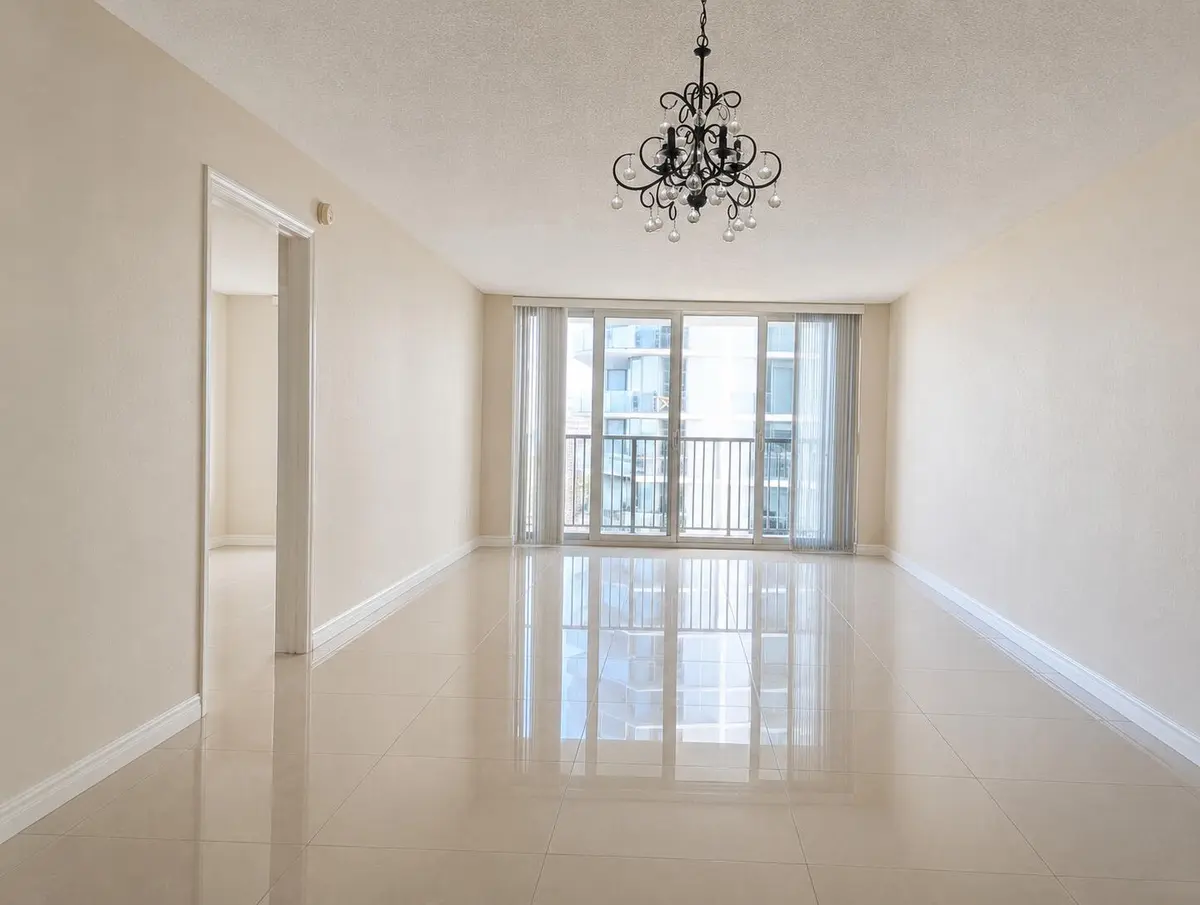Image from dining to lov at 1370 S OCEAN Boulevard 1403, Pompano Beach