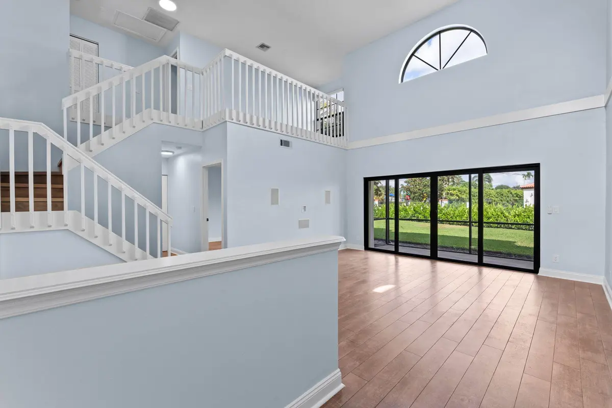 8-web-or-mls-A7400441 at 13538 FOUNTAIN VIEW Boulevard, Wellington