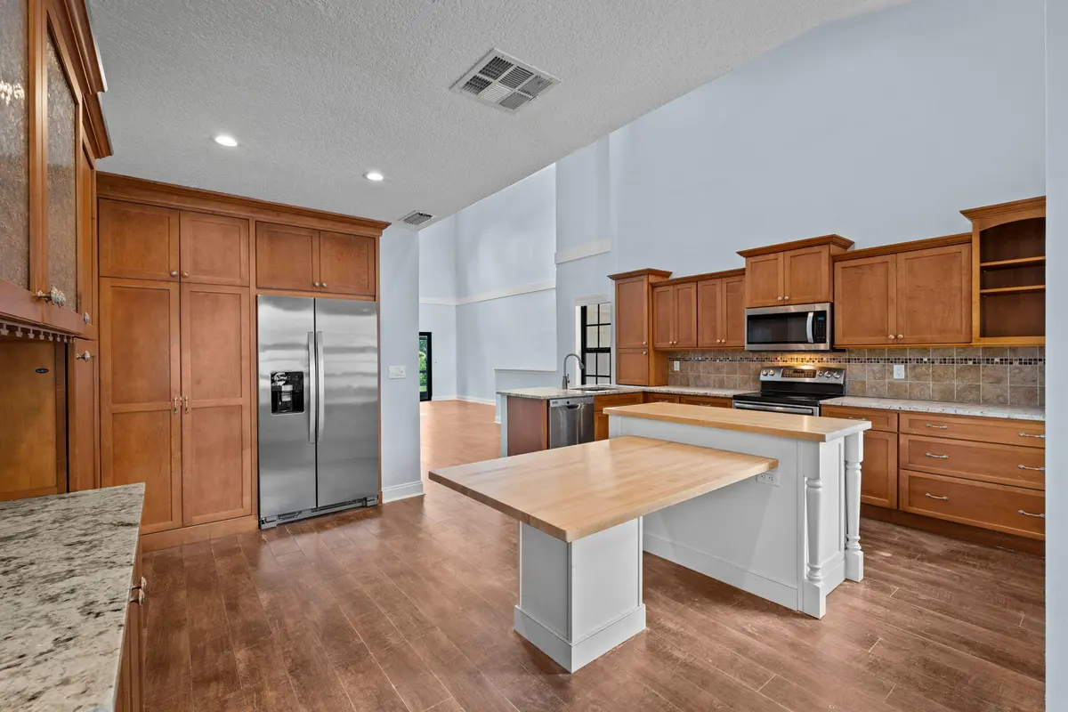 15-web-or-mls-A7400462 at 13538 FOUNTAIN VIEW Boulevard, Wellington