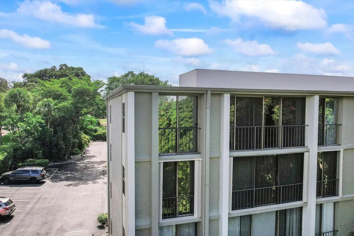 39-501 SW 11th Place Apt 418_039 at 501 SW 11th Place 418, Boca Raton
