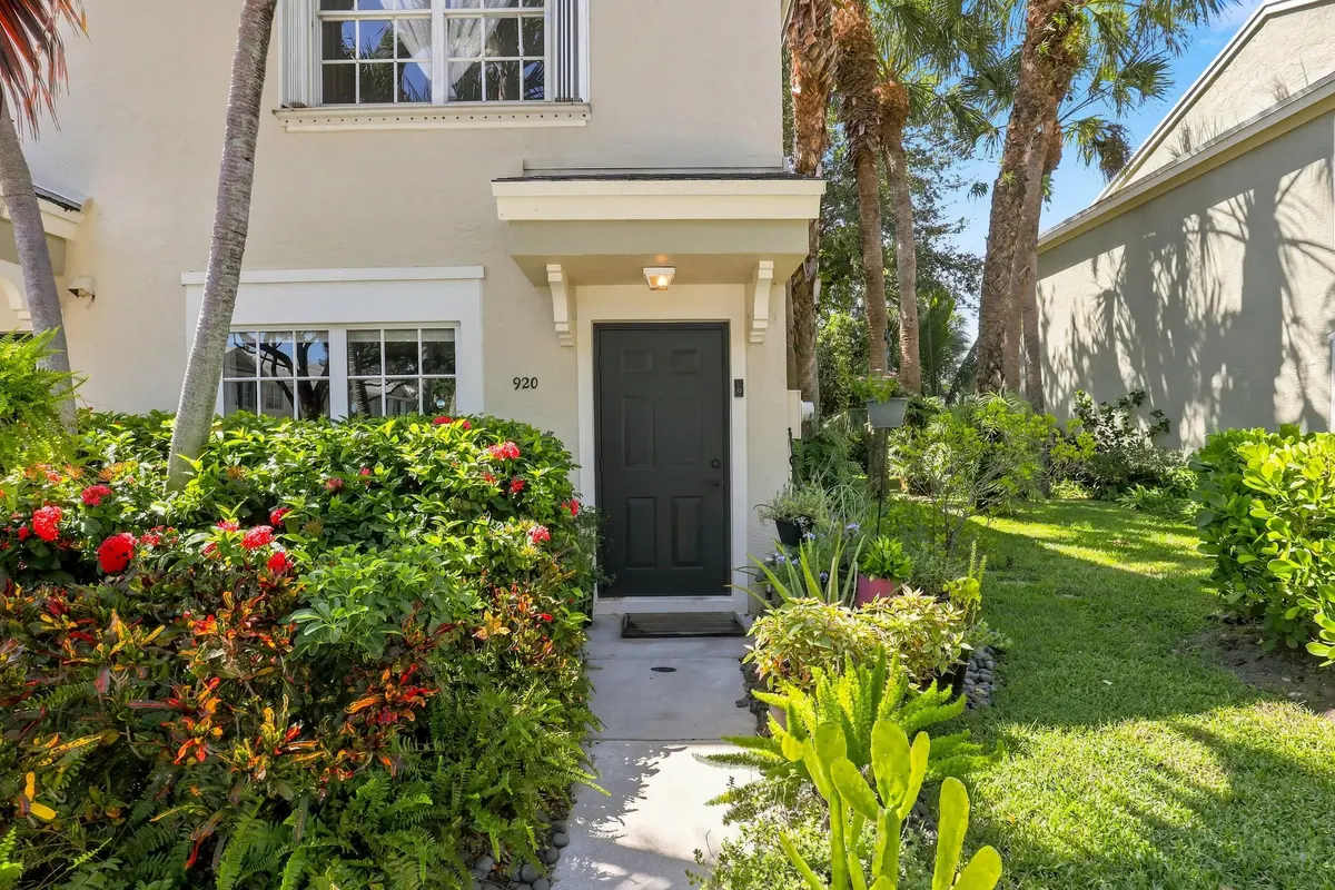 Corner Unit Townhome at 920 Kokomo Key Lane, Delray Beach