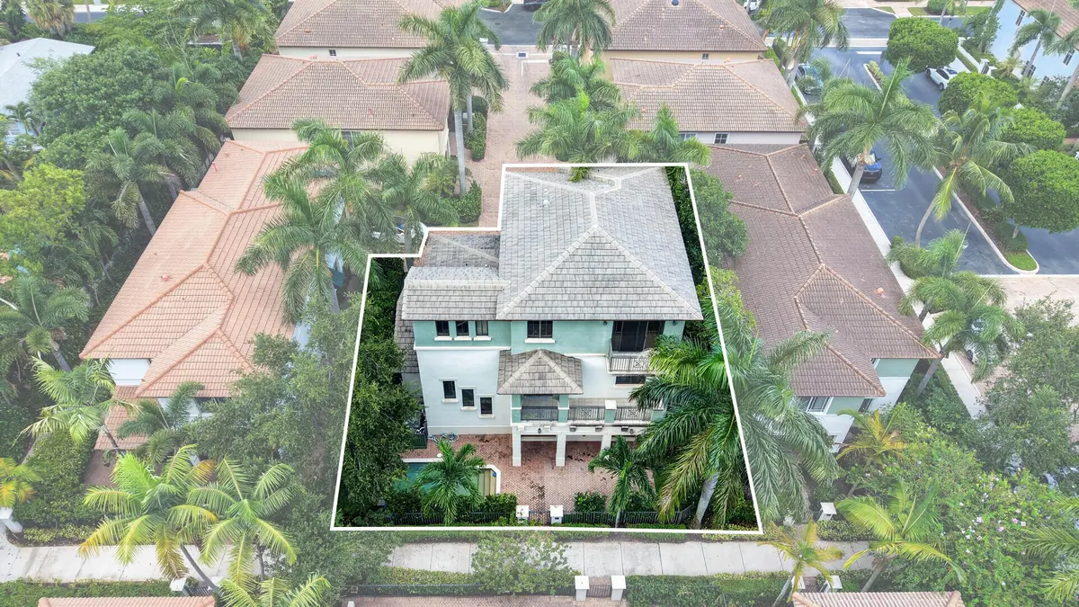 DJI_20260826135541_0008_D at 125 NW GARDENER Street, Boca Raton