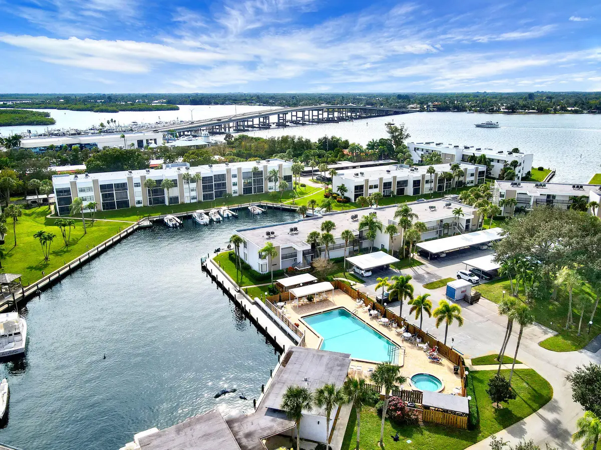 9-107_Circle_Bay-7 at 1950 SW PALM CITY Road 9-107, Stuart