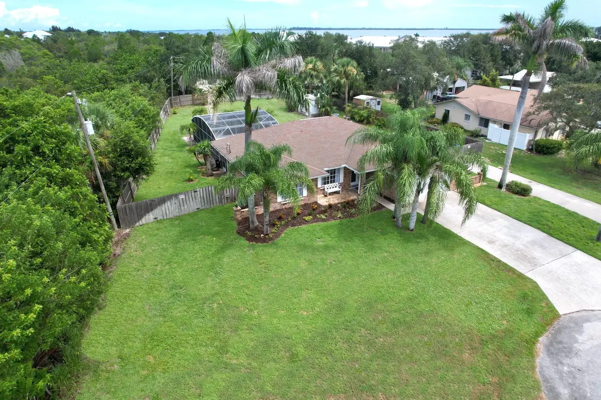 Aa6 at 7686 134th Street, Sebastian