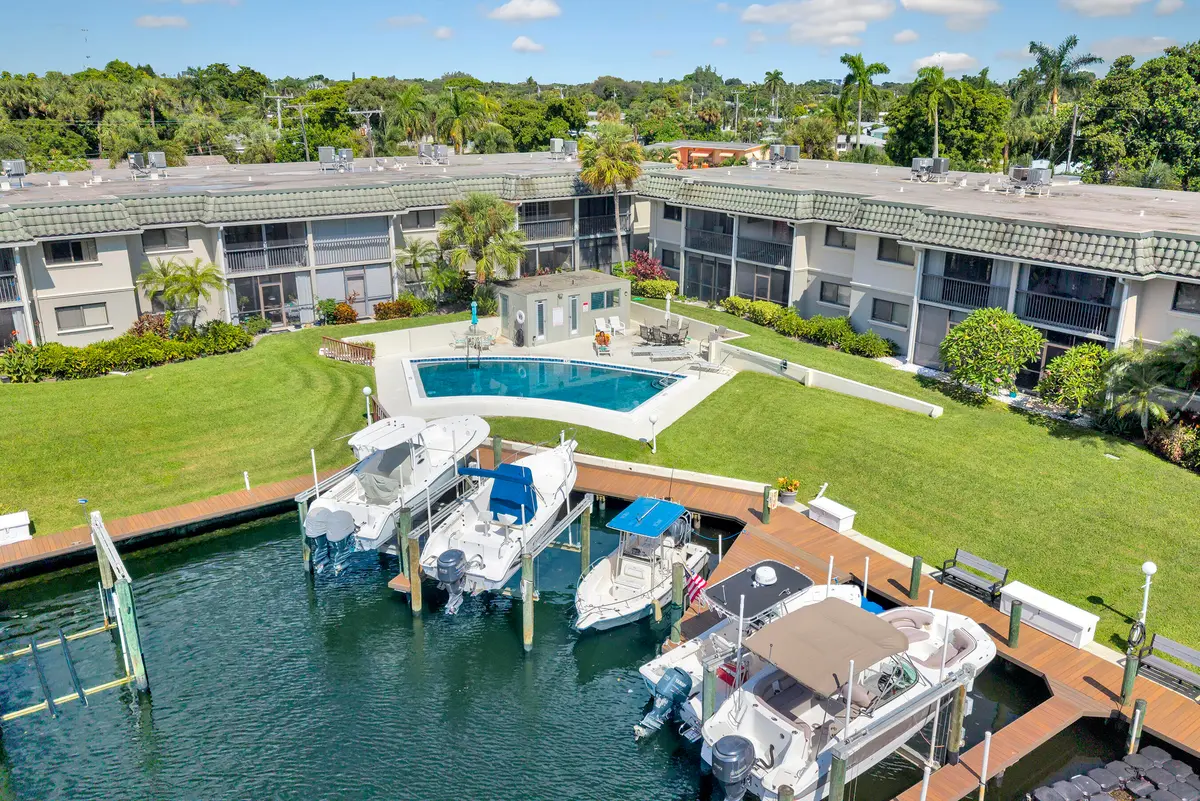 DJI_0022 at 326 Northlake Drive 201, North Palm Beach