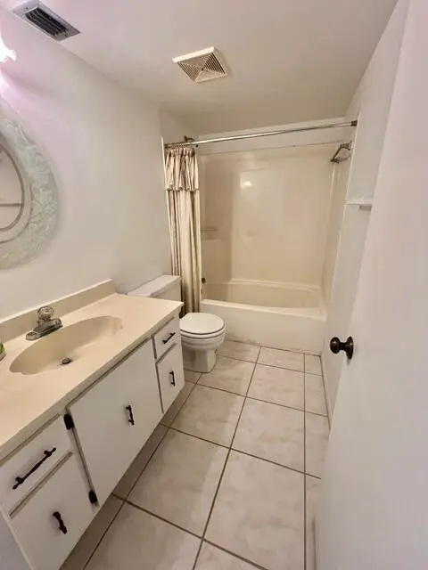 120t at 120 Lake Meryl Drive 220, West Palm Beach
