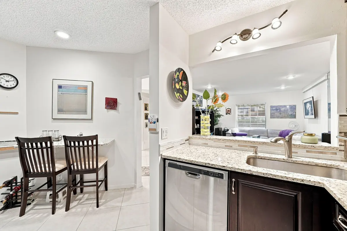 08_dsc07681 at 5450 VERONA Drive H, Boynton Beach