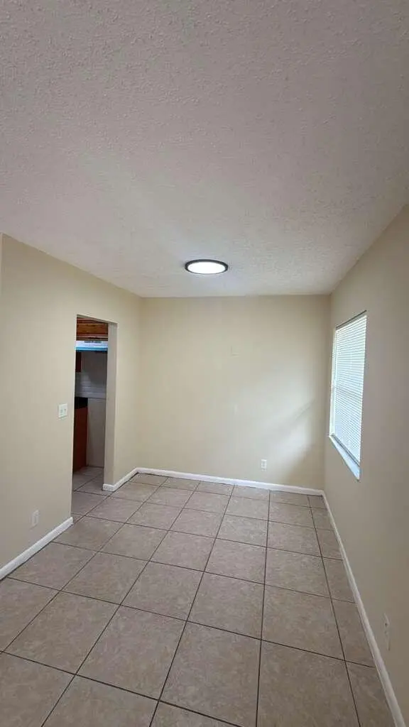 WhatsApp Image 2026-08-28 at 16.48.46 (1 at 1522 S N Street 1, Lake Worth Beach