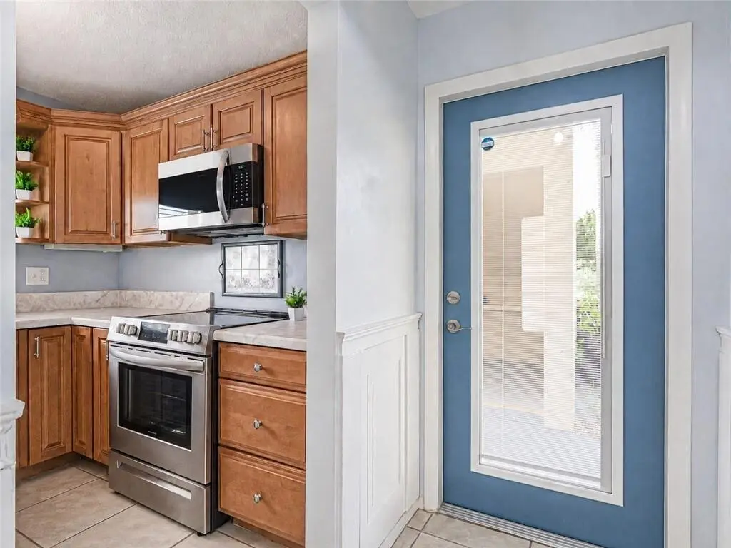 4a at 73 Royal Oak Court 101, Vero Beach