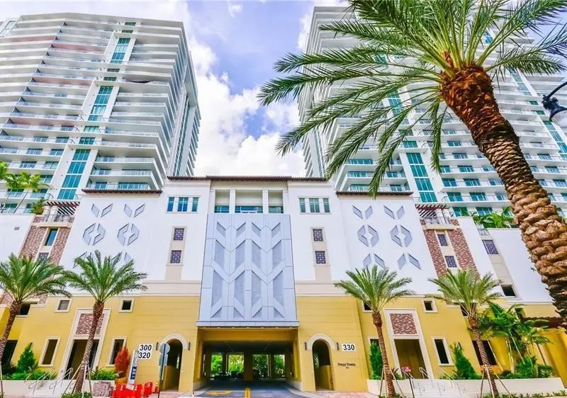 Photo 2 at 330 Sunny Isles Boulevard 803, Sunny Isles Beach