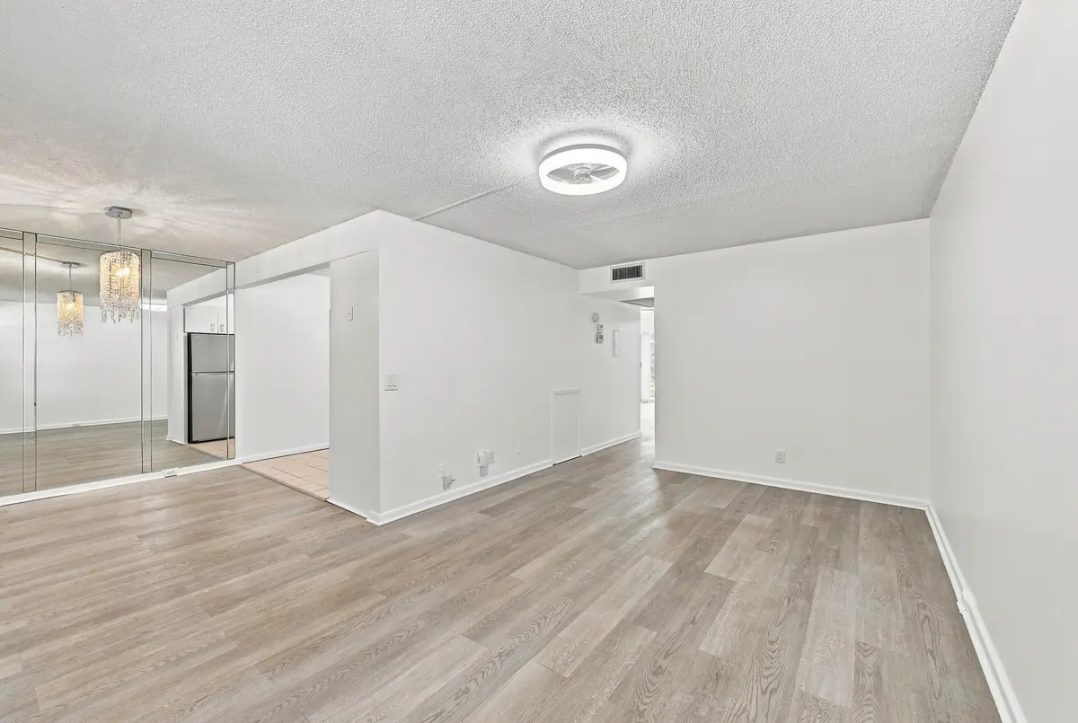 Living Area at 2035 NEWCASTLE B, Boca Raton