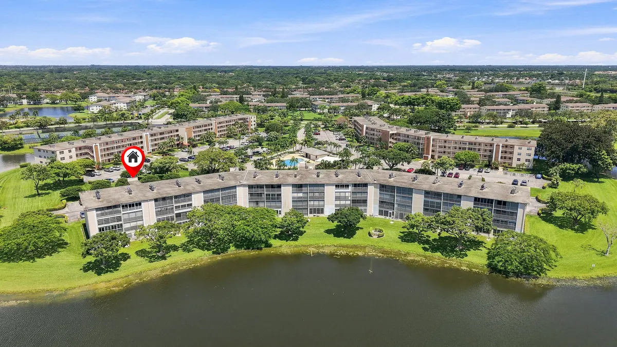 Aerial Neighborhood View at 2035 NEWCASTLE B, Boca Raton