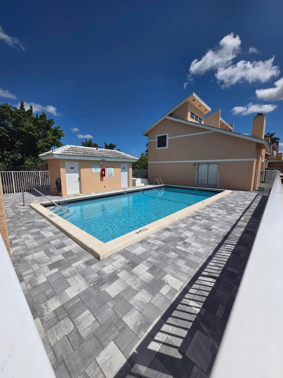 4083 CORAL SPRINGS Drive, Coral Springs, FL – photo 2