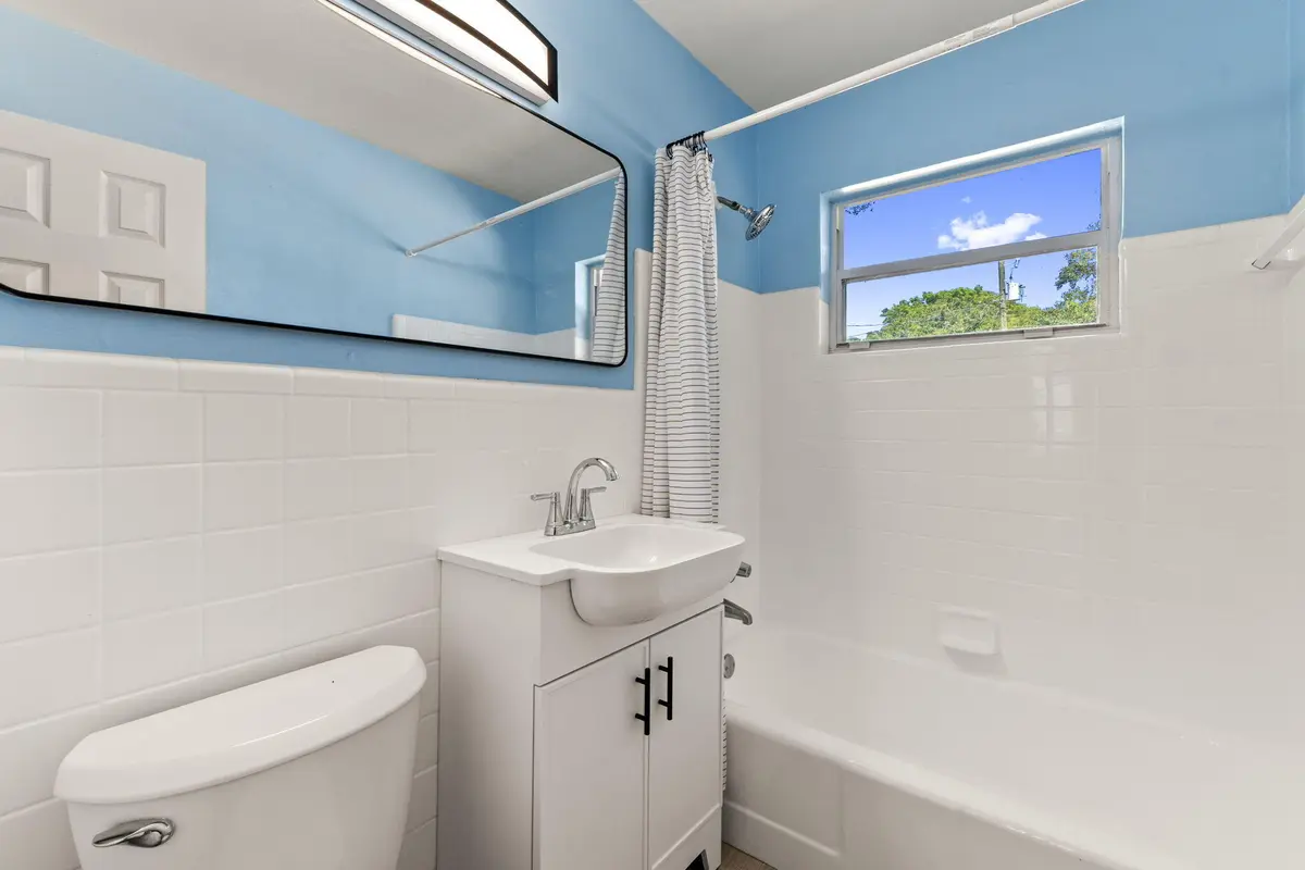 12-web-or-mls-DSC03894 at 205 N 21st Street, Fort Pierce
