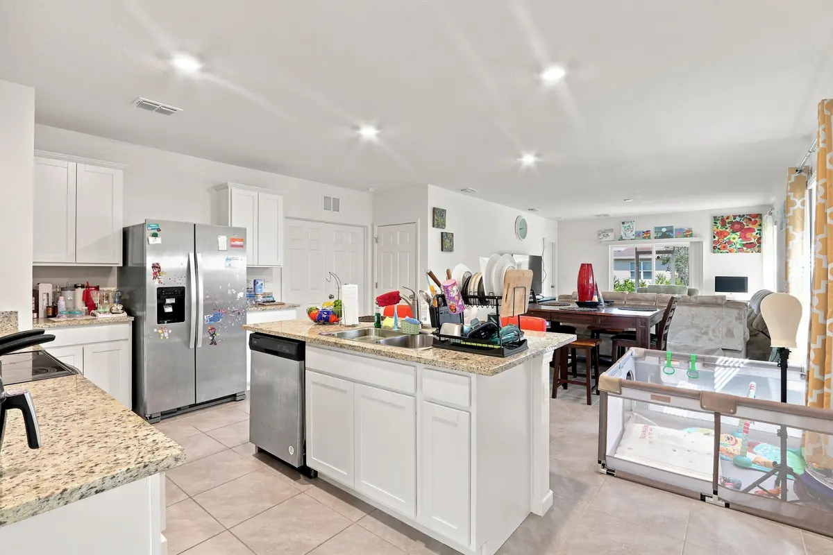6_6. kitchen at 12331 Rimini Way, Port St. Lucie