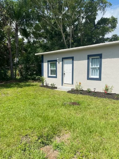 Front at 507 S 22nd Street B, Fort Pierce