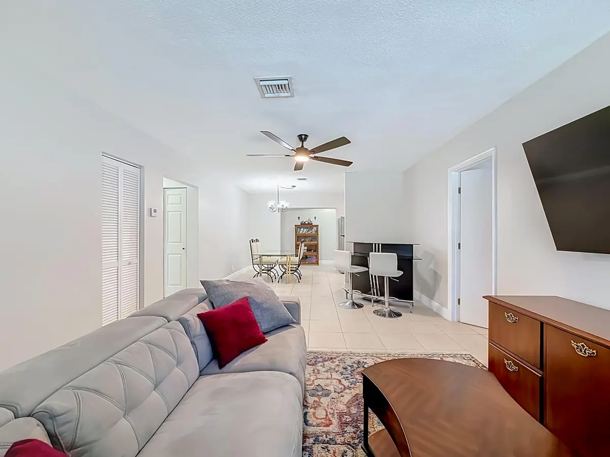 03_beyc6a9564c0c313e at 3801 NE 4th Avenue, Pompano Beach