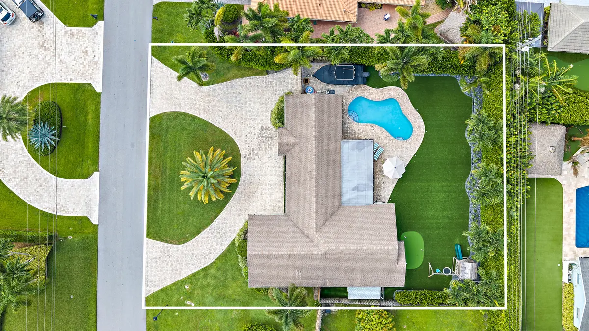 Aerial at 215 Golfview Drive, Tequesta