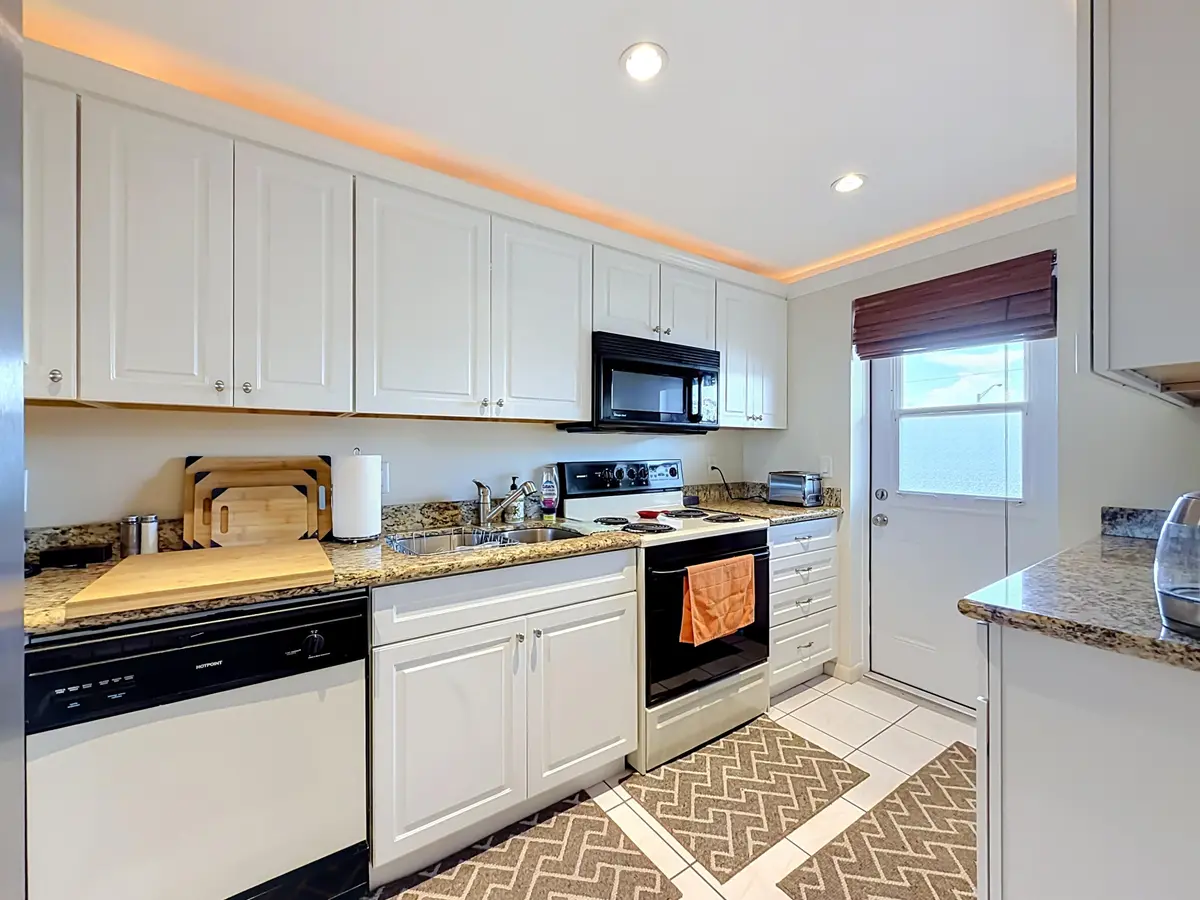4500 N Federal Highway #315b-21 at 4500 N Federal Highway 315b, Lighthouse Point