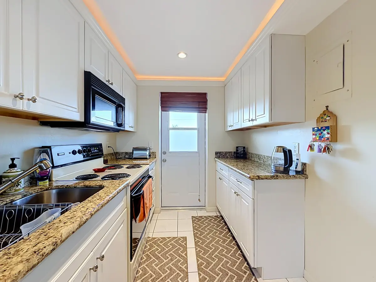4500 N Federal Highway #315b-23 at 4500 N Federal Highway 315b, Lighthouse Point
