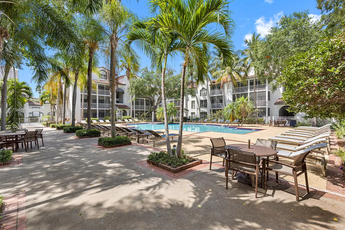 Front at 17900 NE 31st Court 4201, Aventura
