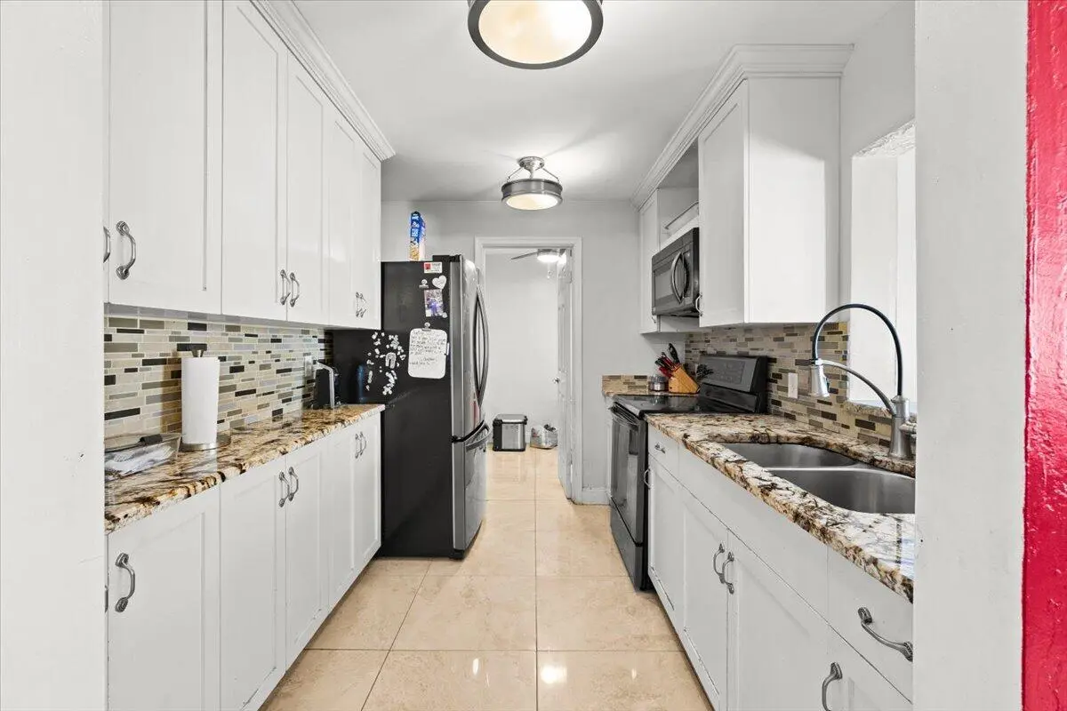 08-424A3937 at 508 NE 2ND Terrace, Deerfield Beach