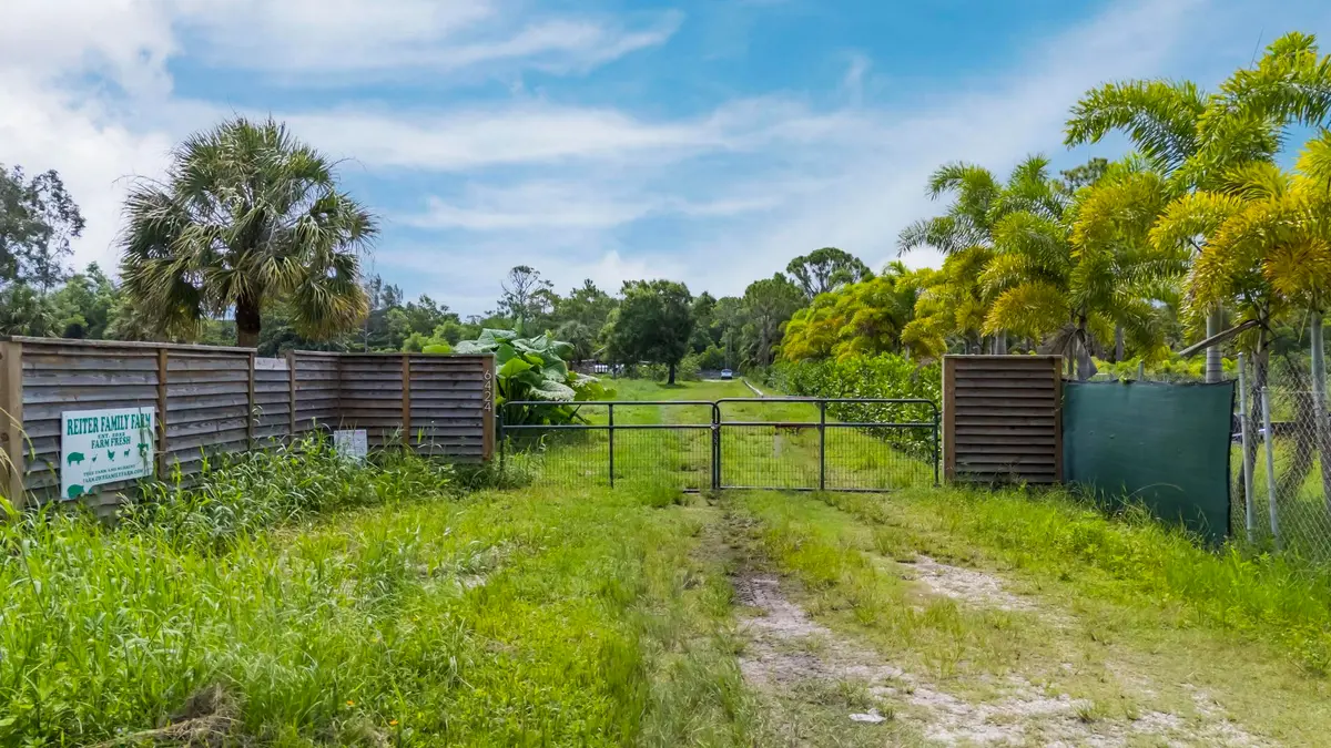 6424 Park Lane, Lake Worth Beach, FL – photo 2