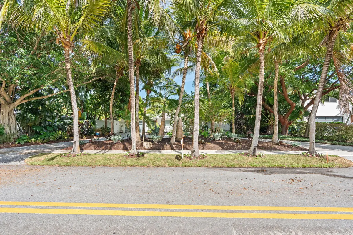 81-web-or-mls-1500 Middle River Dr, Fort at 1500 MIDDLE RIVER Drive, Fort Lauderdale