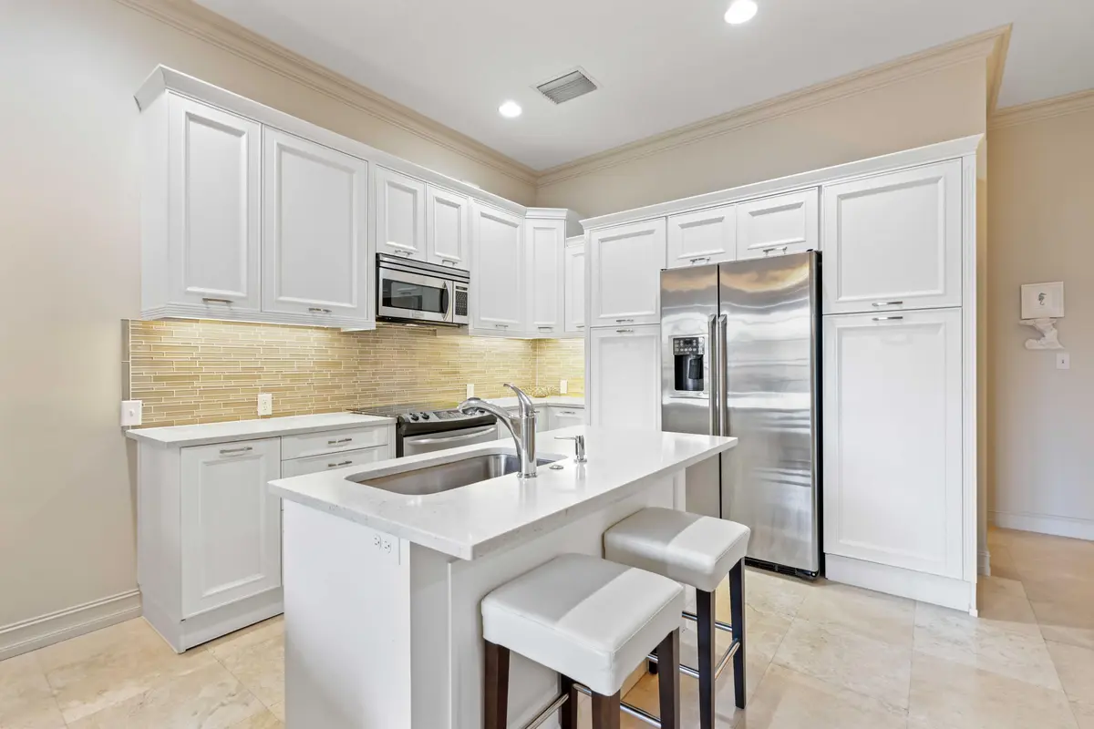 150 NE 6th ave K - 25 at 150 NE 6th Avenue k, Delray Beach
