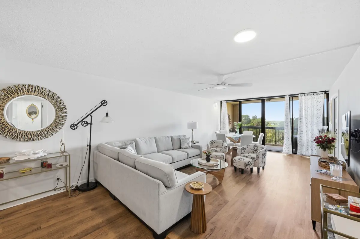 Living Room at 2524 Presidential Way 606, West Palm Beach