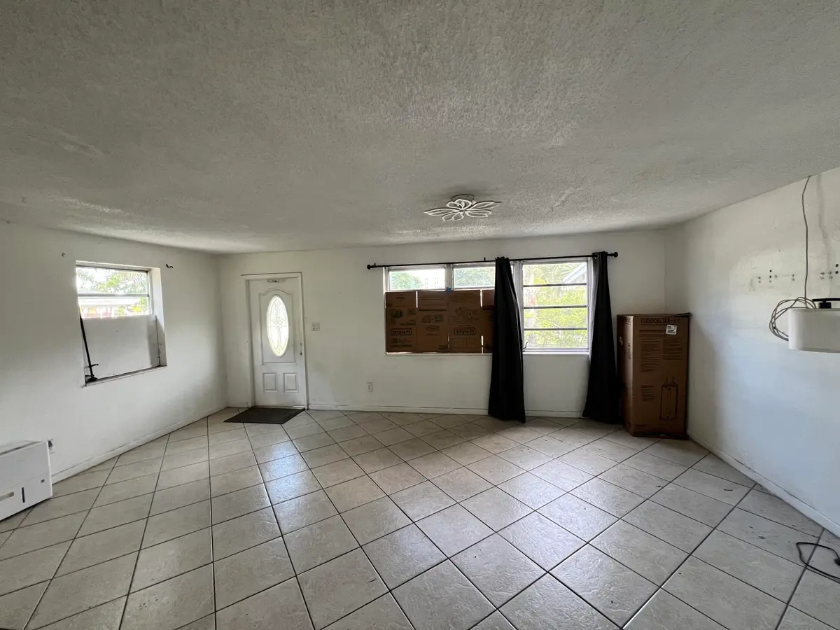 Living Room at 5671 NE 8TH Avenue, Oakland Park