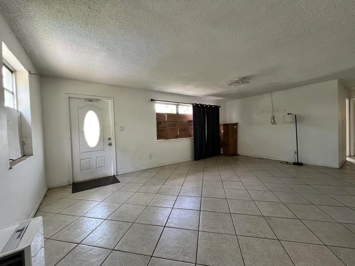 Living Room at 5671 NE 8TH Avenue, Oakland Park